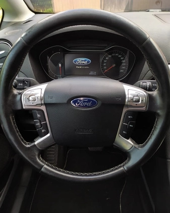 Ford S-Max cena 33000 przebieg: 200000, rok produkcji 2011 z Biała małe 211